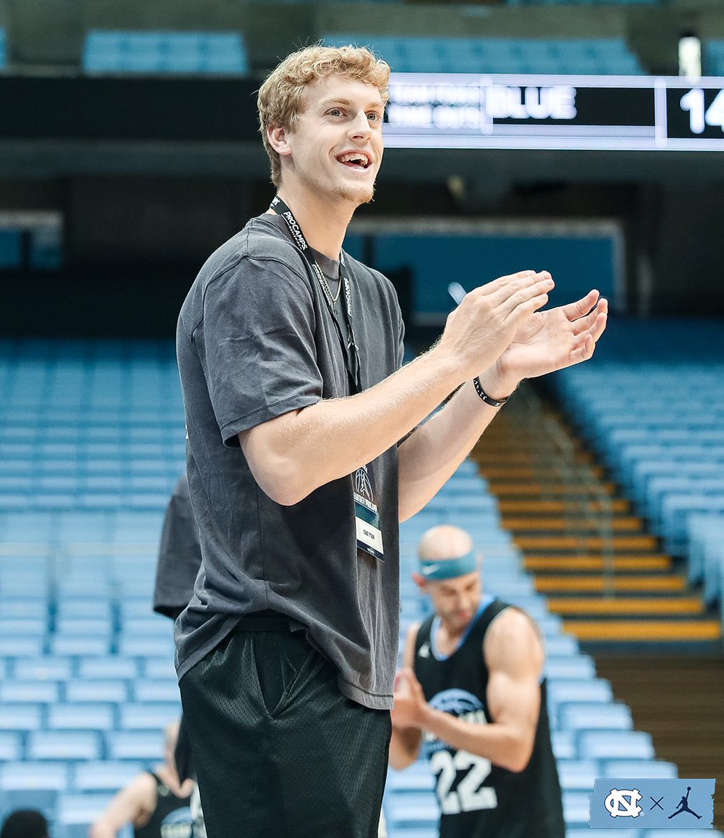 Carolina Basketball tweet media