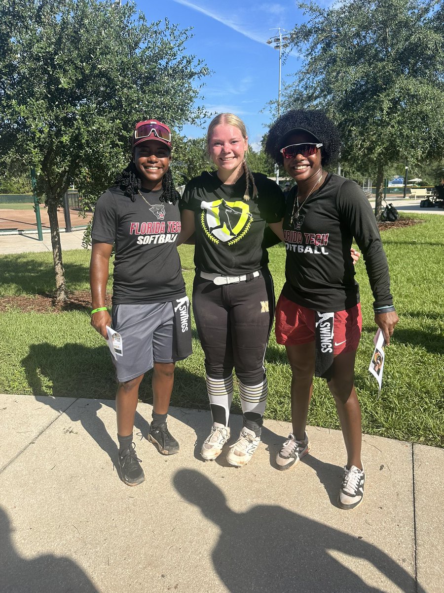 miah_berhenke44's tweet photo. Thank you to @ProSwings_ and to all the great coaches I got to meet and chat with. few highlights of hitting and 3B. 
@kaija_gibson @FloridaTechSB @OU_Softball @RUSoftball @RollinsSoftball @Utah_Softball @PSBehrend @GatorsSB  @BamaStateSB @D1Softball 

#golddna | @309Gold https://t.co/0T8398OrVb