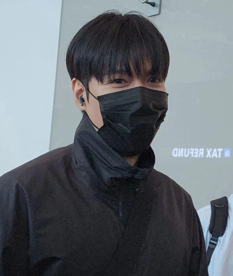 you are in your most gorgeous self when you smile baby <a href="/ActorLeeMinHo/">Lee Min Ho</a> 😍

#LeeMinho #PachinkoS2