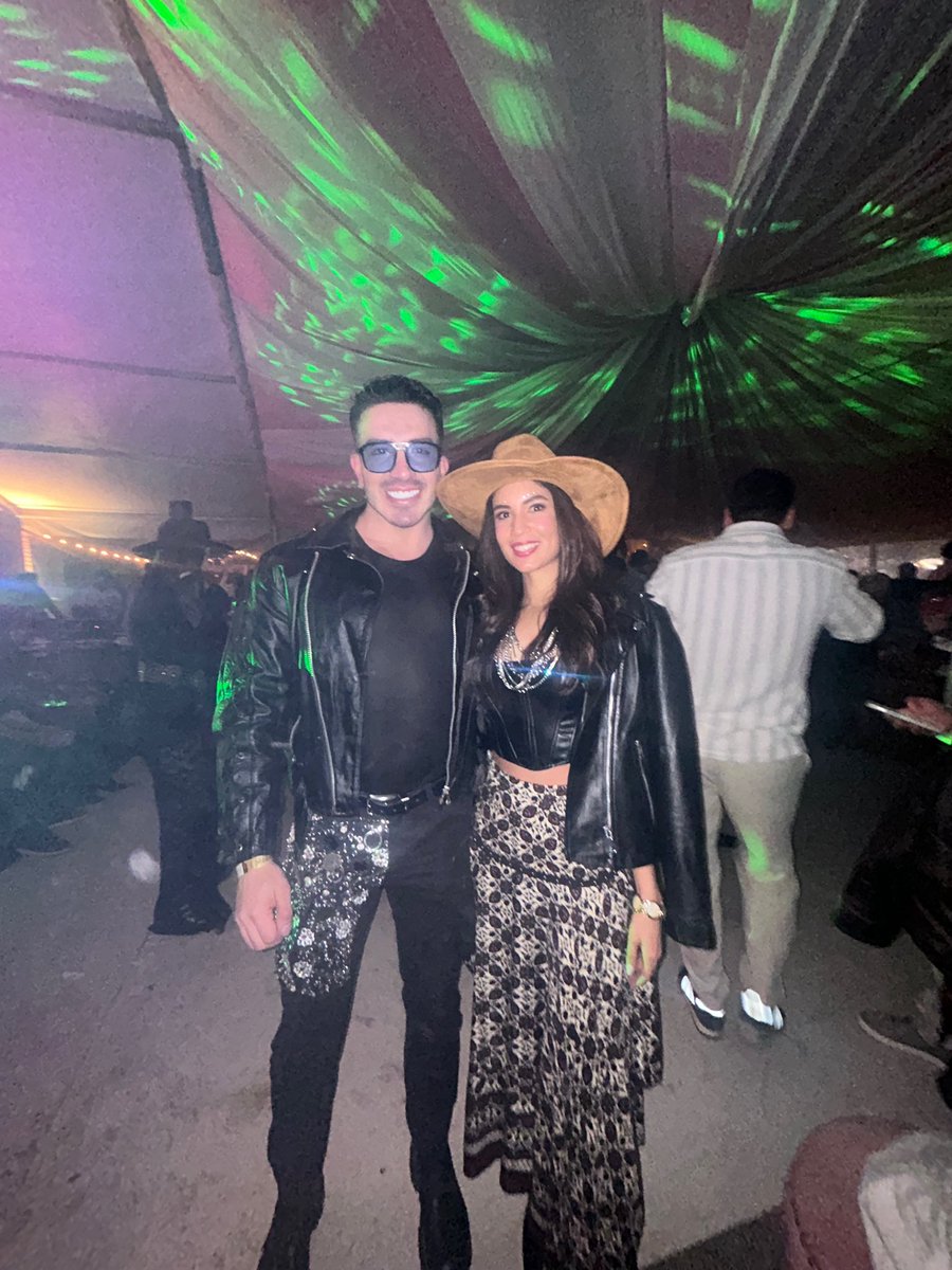 makeupbymagno's tweet image. #wildRide