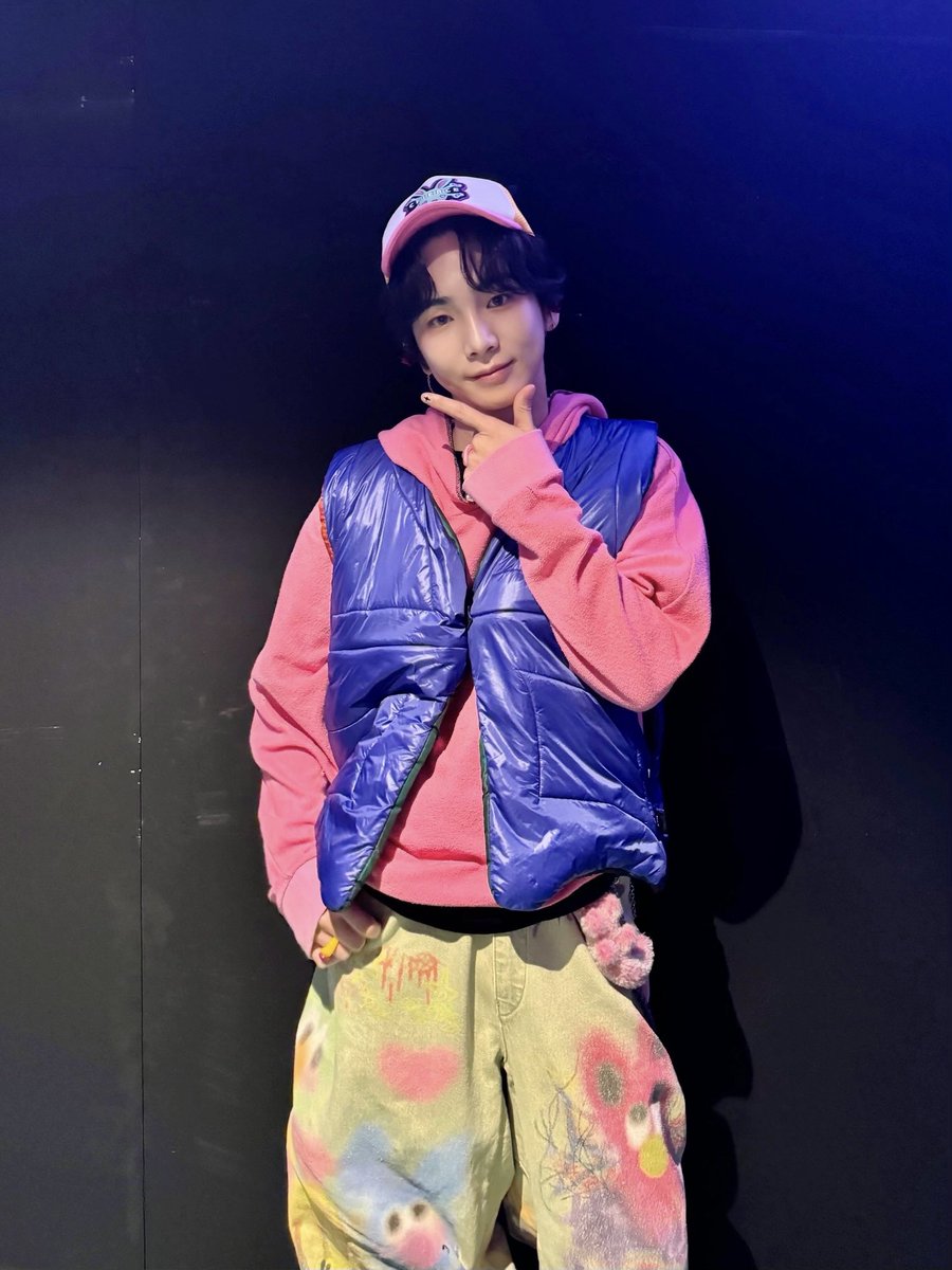 shinetter's tweet photo. 「2024 KEYLAND ON : AND ON in Japan」
KOBE Day 2💙

#KEY #키 
#SHINee #샤이니
#2024KEYLAND #ONANDON
#KEYLANDASIATOUR #KEYLANDTOUR https://t.co/KrCmVoWC7M