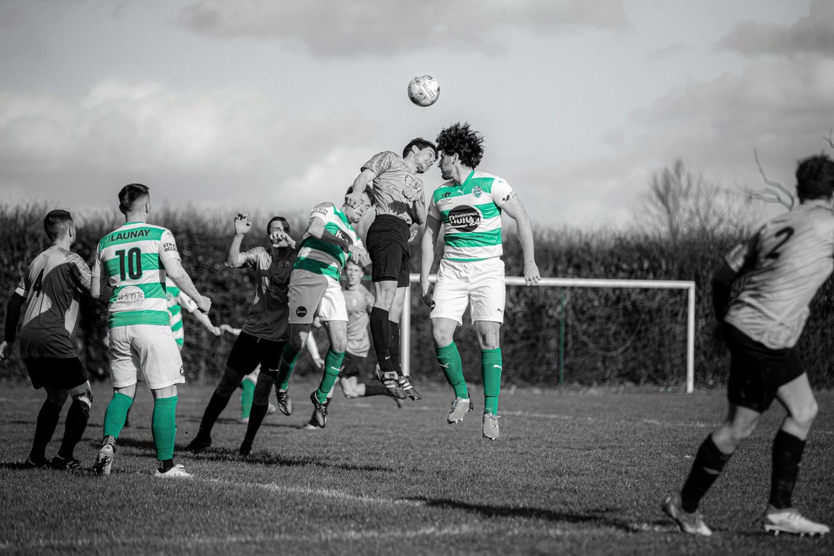 J-2 avant le premier match de préparation pour nos Seniors Masculins. Les hommes de David Voisin iront affronter l’𝗨𝗦 𝗚𝗲́𝘃𝗲𝘇𝗲́ (D1) mercredi soir 🏃🏻‍♂️

#EnsembleEnVert #ESTF