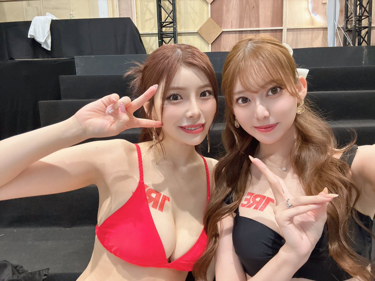 TRE3日間きてくださったファンの方ありがとうございました🥰
また来れるようにら頑張ります💕

ありなちゃんとれいにゃんとの写真🩵🩵 https://t.co/AZ6fDHDbKo