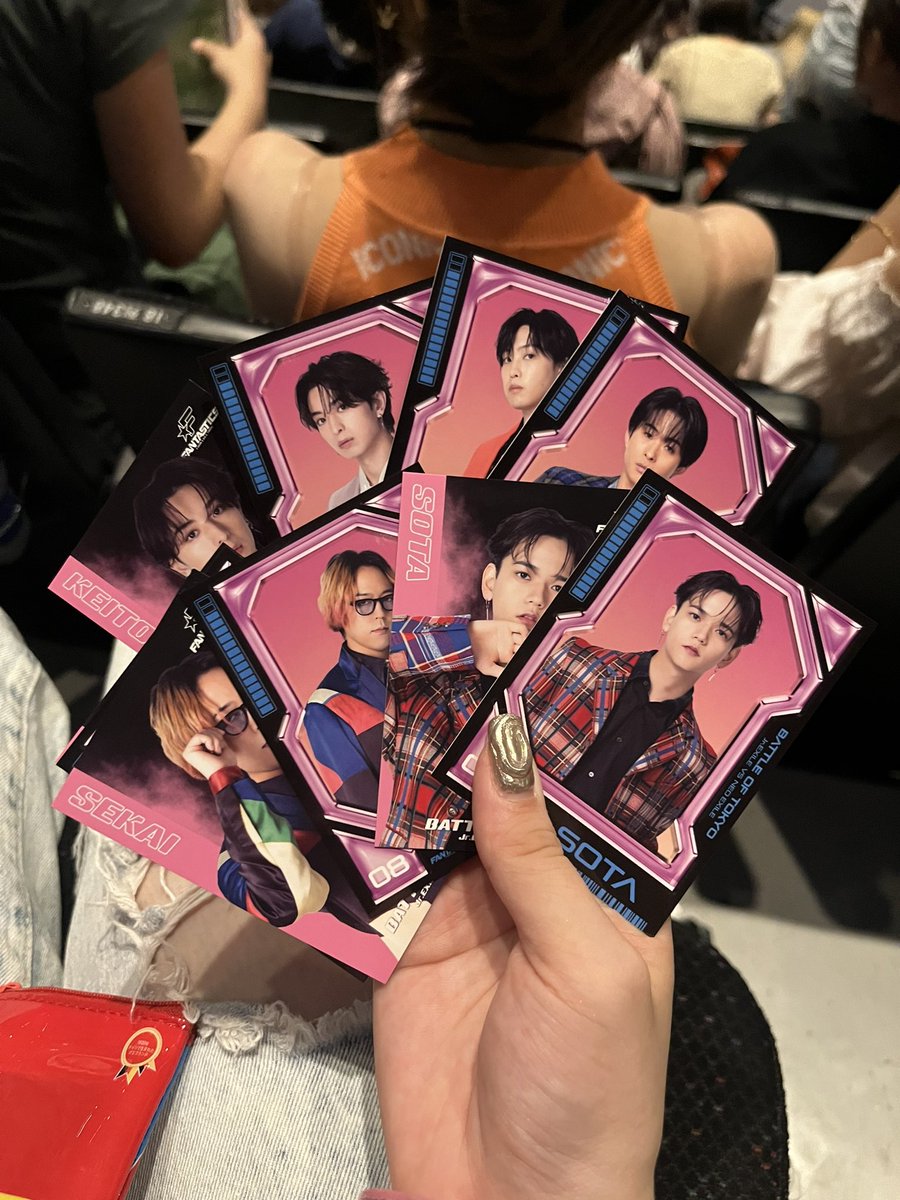 Otoe_0804's tweet photo. BATTLE OF TOKYO BOT 2024 フォトカ FANTASTICS ファンタ 交換

求:八木勇征

買取も🙆🏻‍♀️︎です！！
さいたまスーパーアリーナいる人お願いしますお願い致します🙏🙏 https://t.co/lpGjNscnQy