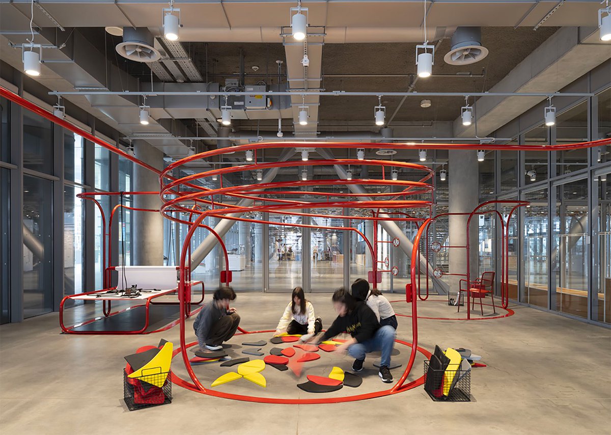 Istanbul Modern Museum,designed by Renzo Piano Building Workshop,is Turkey's first modern and contemporary art museum. <a href="/iGuzzini/">iGuzzini</a> showcases the wide range of light fittings illuminating the iconic interior and exterior. 
Check out our website for more info:
iguzzini.com/projects/proje…