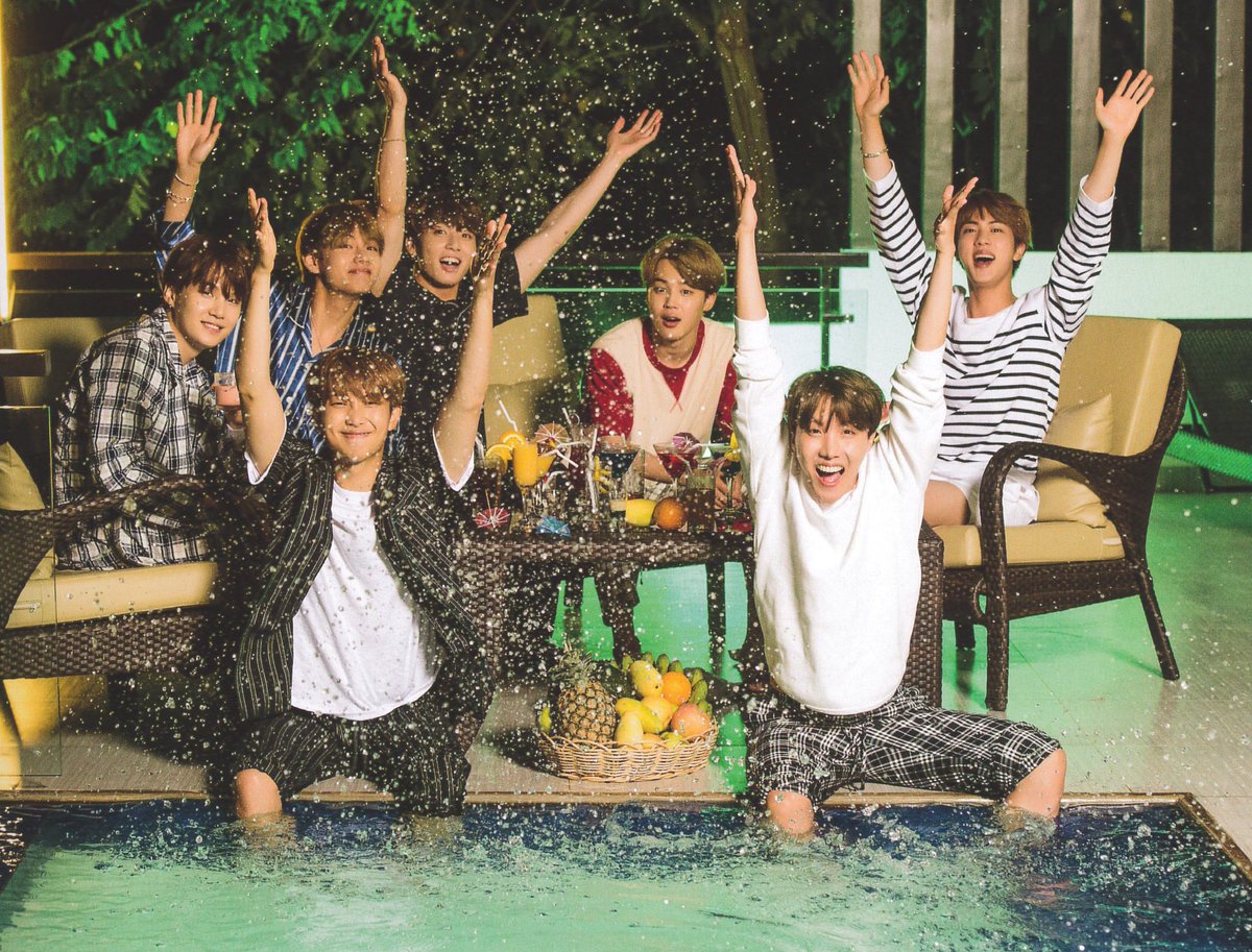 sevenrchive's tweet image. BTS IS 7
BTS IS SEVEN
WE LOVE YOU YOONGI
민윤기사랑해
슈가사랑해
WE LOVE YOU BTS
BORAHAE YOONGI 
보라해윤기
APOBANGPO