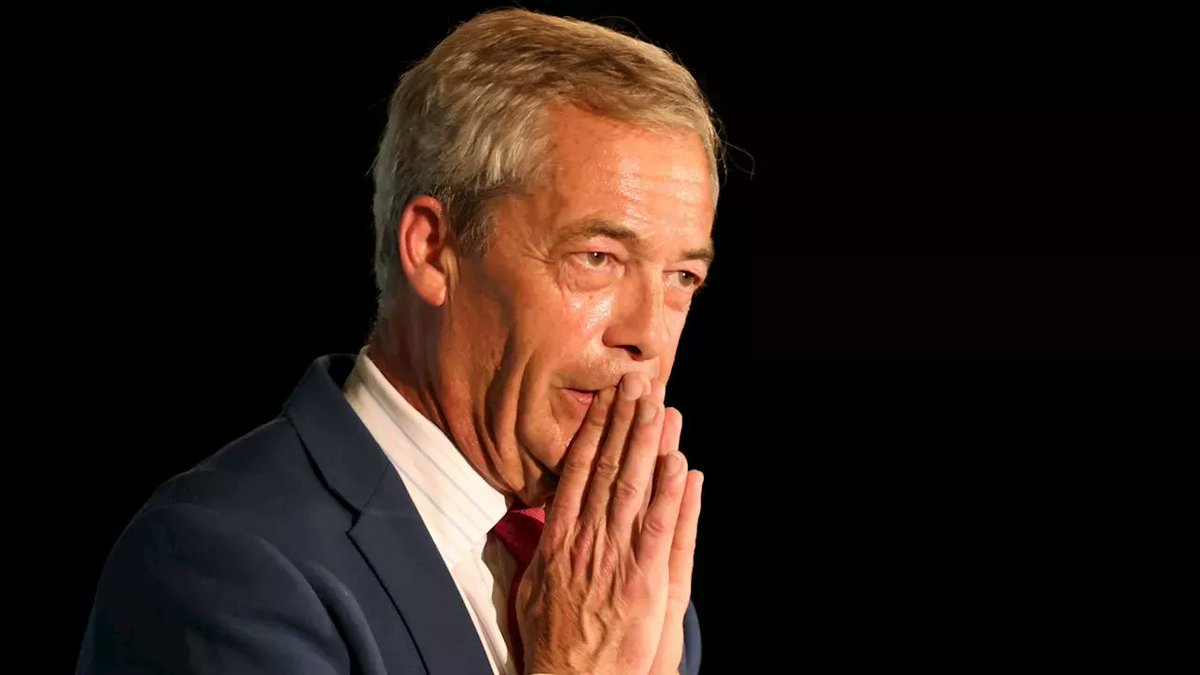Dave Sumner Smith (@davesumnersmith) on Twitter photo Should MI5's investigation into links between Russia and Stephen Yaxley-Lennon be extended to <a href="/Nigel_Farage/">Nigel Farage MP</a>?
There is a suspicion that the riots were (like Brexit) stoked by Russia to destabilise & weaken UK society. Should MI5's investigation into links between Russia and Stephen Yaxley-Lennon be extended to <a href="/Nigel_Farage/">Nigel Farage MP</a>?
There is a suspicion that the riots were (like Brexit) stoked by Russia to destabilise & weaken UK society.