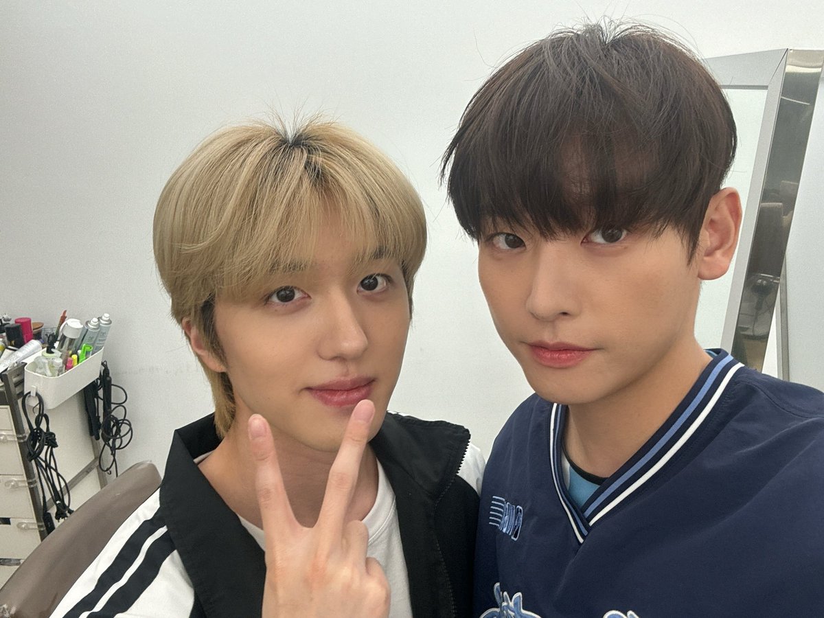 똘망귀염토깽이 차니 우짤끼야ㅜㅜㅜㅜ 아 사랑스러ㅠㅠ🤍