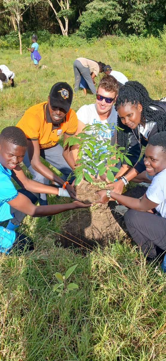 BLenkupae's tweet photo. The theme for this year, [CLICK TO PROGRESS], speaks directly to the challenges and opportunities that define our generation. We are living in a time of unprecedented change—technological advancements, environmental crises, ..
#IYD,CLICKTOPROGRESS,#HAPPY INTERNATIONALYOUTHDAY https://t.co/JdLYHr4III