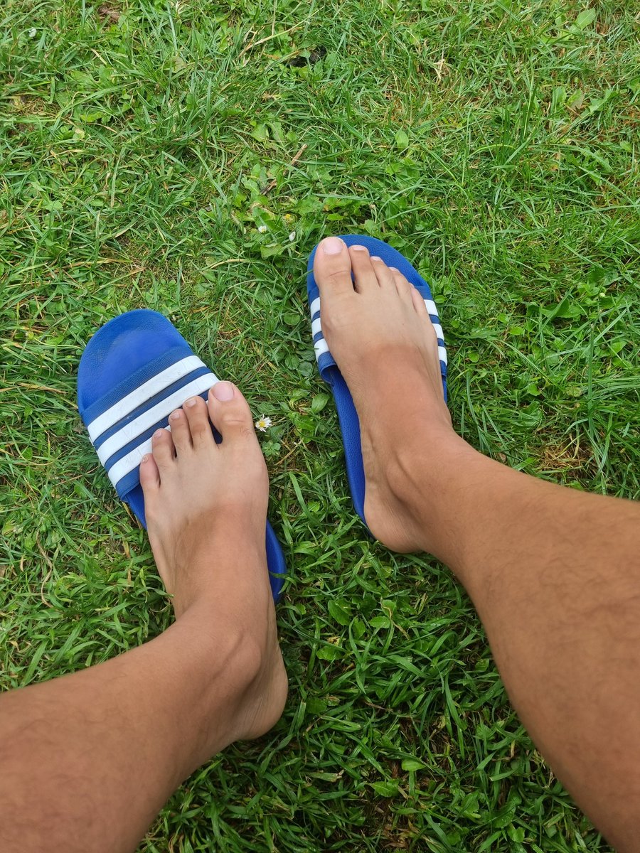 Tan from the sliders 😏