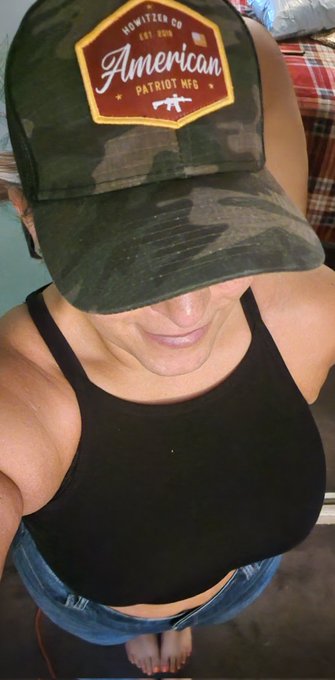 Swipe to Undress My Natural Curves! Cum See My Face &amp; What's New.   $9 No PPV https://t.co/55MTKcBUqr