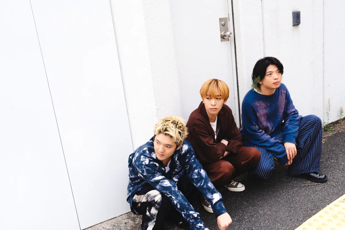 realsoundjp's tweet photo. 【🎁フォロー＆RTで #プレゼント🎁】
ammo
サイン入り色紙 1名様

インタビューはこちら！
https://t.co/VaZD4zwcUW

コメントもお待ちしております✨

YouTubeやInstagramも📷
https://t.co/JftIaymTCa
https://t.co/NFekak3DTZ

#ammo #SONG_LIE https://t.co/3TVO2RjYWi