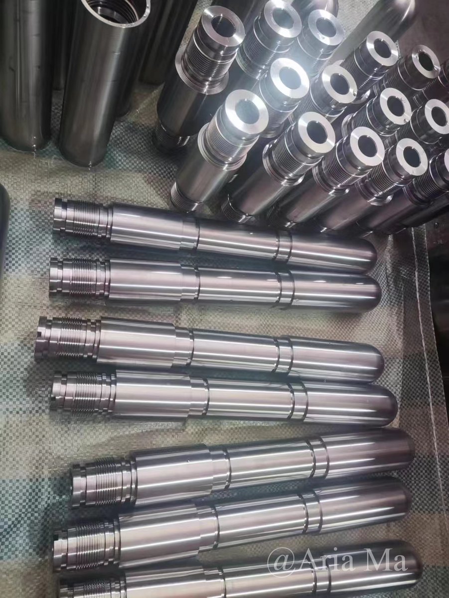 aria_ma77's tweet image. Looking back at last year’s 23rd China Petrochemical Expo—our booth was packed with innovation! 🚀 #Innovation #Petrochemical #TitaniumTech #TitaniumFactory #TitaniumProduct