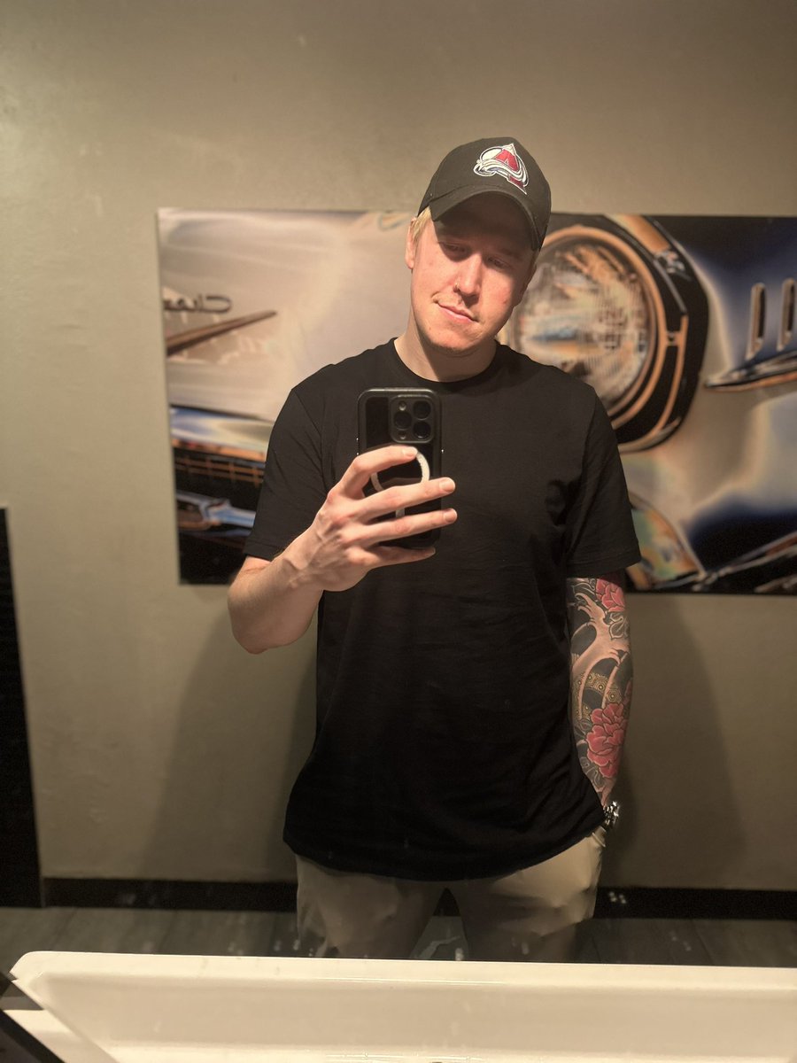 2xSHANEZ's tweet photo. The once in while, still alive/lately post https://t.co/3XOa62KoSE