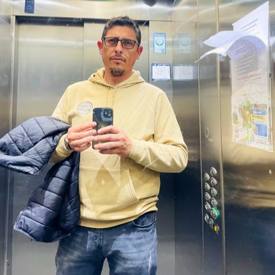 sortizvallejos's tweet photo. #NuevaFotoDePerfil https://t.co/KzxKuQAF1K