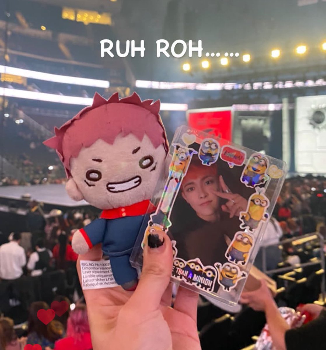 edelgods's tweet photo. @arestinya heres me at the last atz concert tour……. hopefully my yuji will share the safe fate and meet hongjoong + atz one day LOOOL https://t.co/cnIY1mhQ31