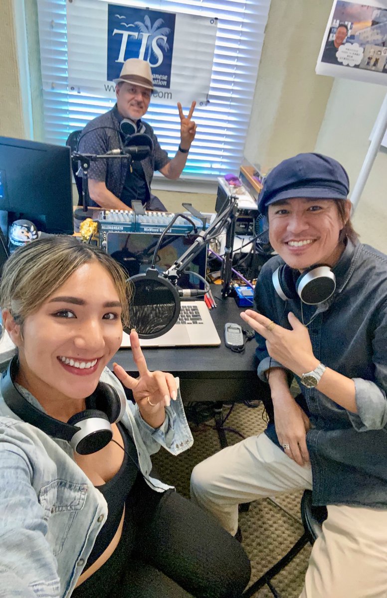 SvdBerg63's tweet photo. LA Groove Radio収録
エピソード1と2 終了いたしました〜
皆さんお疲れ様でした〜!
#TJSRADIO
#TJSLA
#LAGROOVERADIO
#LAGR
#Yuooka
@kanakamminaga
@bellthecatmusic
https://t.co/D1Kxbn4a0b
-