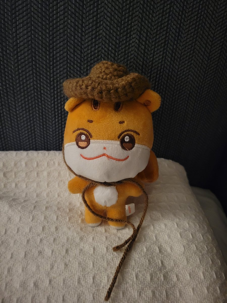its332am's tweet photo. To whichever atiny ran up and gave this hat to me for my jjoongrami I LOVE YOU😭😭😭😭🫶🫶🫶🫶🫶 THANK YOU SO MUCH😭😭🫶🫶🫶🫶🫶🫶💙💙💙💙💙💙💙💙
#ateez #atiny #chicagoday2 #TowardsTheLight #hongjoong #jjoongrami https://t.co/qkN4KmaiPQ