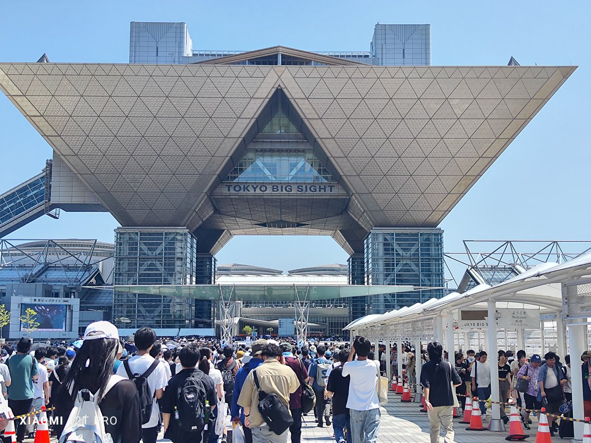 kamigamix's tweet photo. 初コミケ来てます https://t.co/U2y777py7p