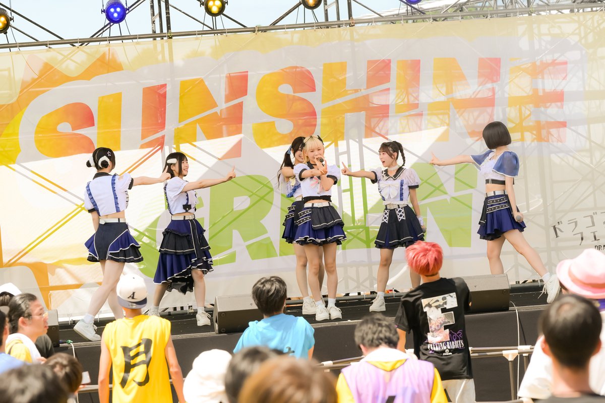 _DQFES's tweet photo. 【#DQFES2024 ライブフォト速報】

ライブフォトをお届け📸

サンシャイングリーン ステージ
Lily wonder さんです!!

#DQFES
#リリワン https://t.co/OQ0r0lSNwx