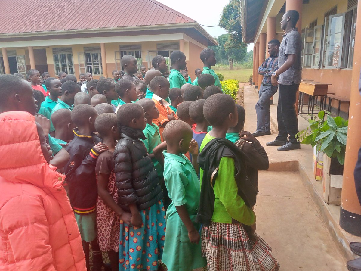 U_E_C_O's tweet image. UECO Update 3 - August 4th, 2024
We are pleased to inform our followers that on August 4th, we continued our Environmental Awareness and Tree Planting project at Ssunga C/U Primary School. Thanks to the headteacher for the invitation, we sensitized pupils about their environment,
