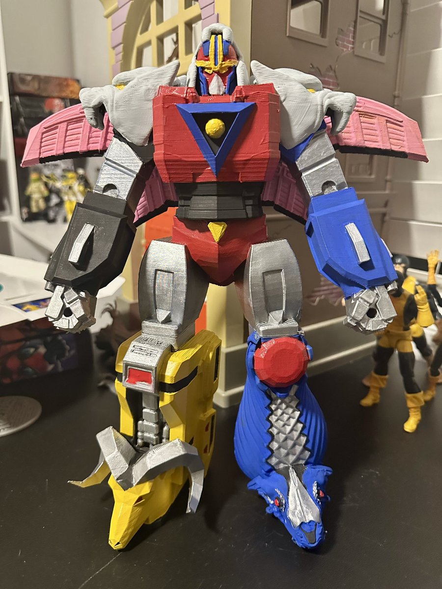 DpunkJrocksM's tweet image. Hyperforce Megazord! The model isn’t completely accurate. But it was fun to make! #PowerRangers #hyperforce