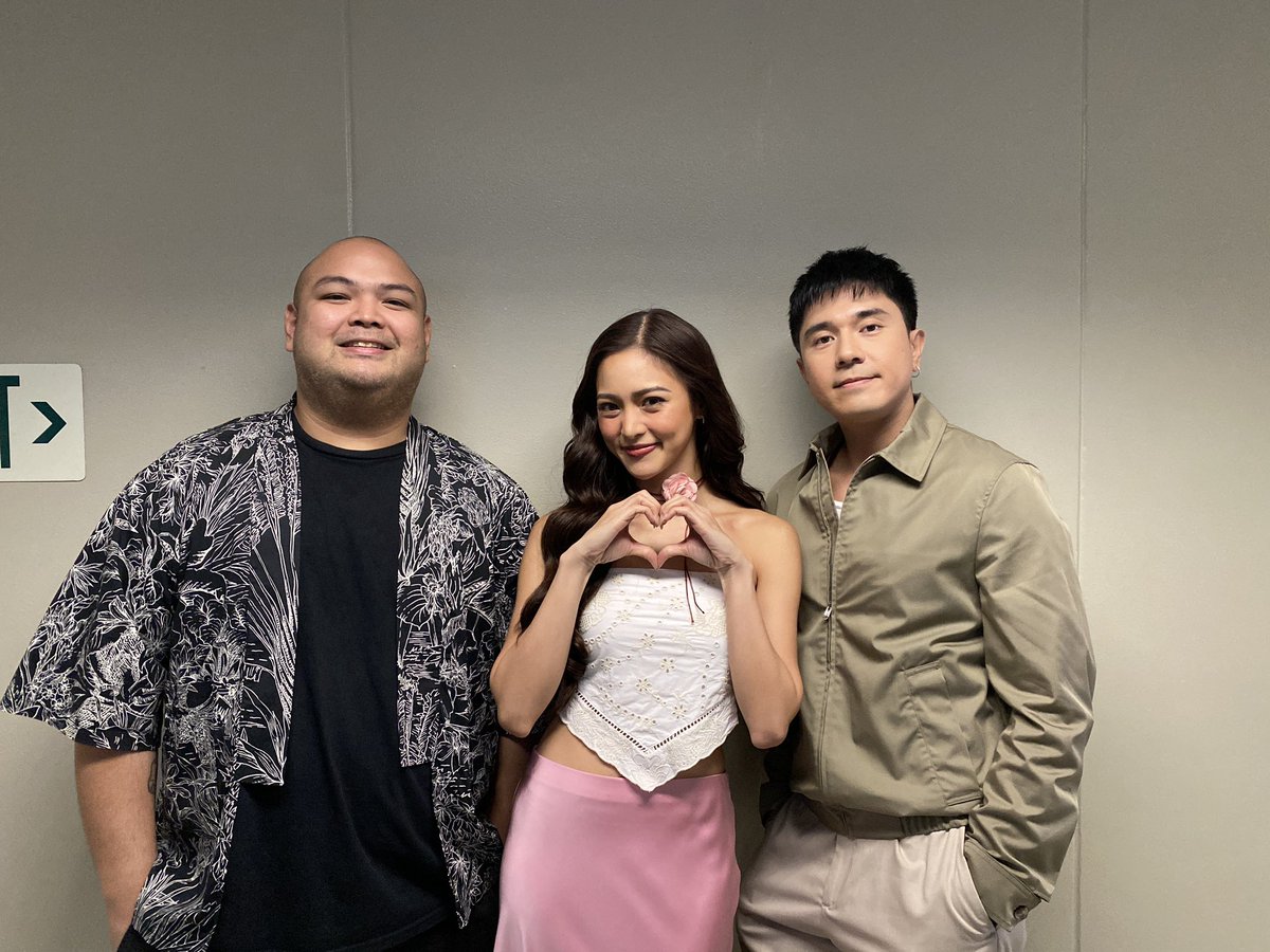 StarCinema's tweet photo. KIMPAU’S MOVIE DEBUT! 🤩💖

Kim Chiu and Paulo Avelino officially announce their first movie together on It’s Showtime!

Star Cinema’s ‘My Love Will Make You Disappear’ directed by Chad Vidanes coming soon exclusively in cinemas!

#NewMovieAlert #MyLoveWillMakeYouDisappear https://t.co/UcSWSWA2Up