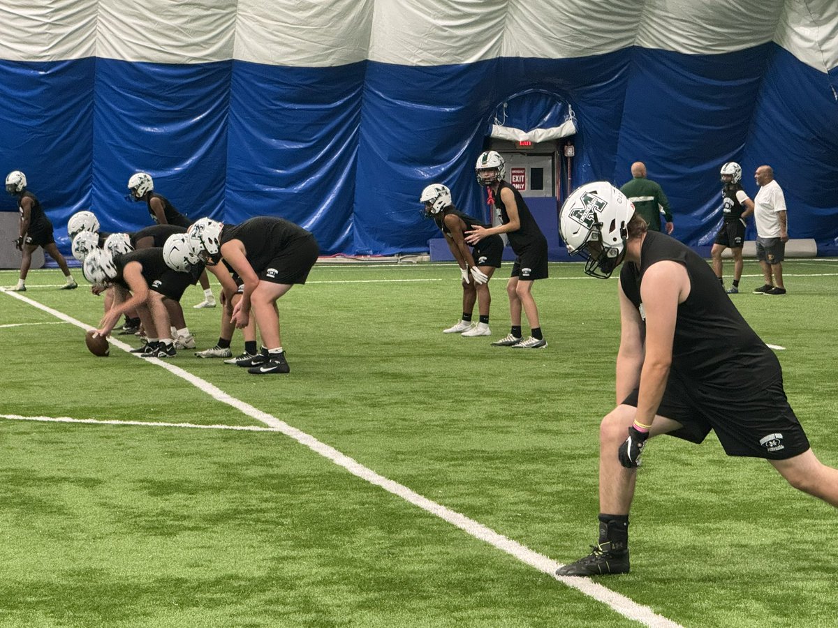 ETNreisenweber's tweet photo. Camp 21 is at midnight at the Golf Dome as Mercyhurst Prep is one of the first teams in the state on the field this week! The Lakers have a brand-new backfield but a loaded line! @mpslakers https://t.co/ceDnpEnfrH