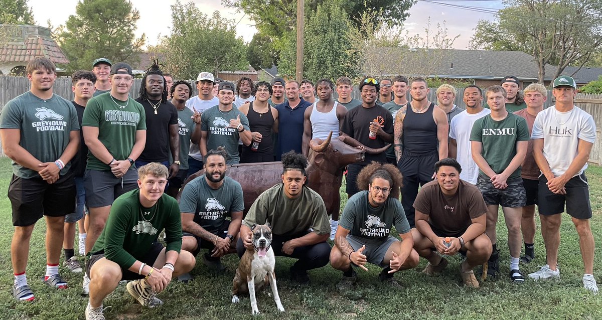 Mike Pomfret (@coachpomfret) on Twitter photo “An Army marches on its stomach.”
- Napoleon Bonaparte
After devouring 20lbs of Brisket it’s time to march on. <a href="/ENMUAthletics/">ENMU Greyhounds</a> <a href="/ENMUFootball/">Eastern New Mexico University Football</a> “An Army marches on its stomach.”
- Napoleon Bonaparte
After devouring 20lbs of Brisket it’s time to march on. <a href="/ENMUAthletics/">ENMU Greyhounds</a> <a href="/ENMUFootball/">Eastern New Mexico University Football</a>