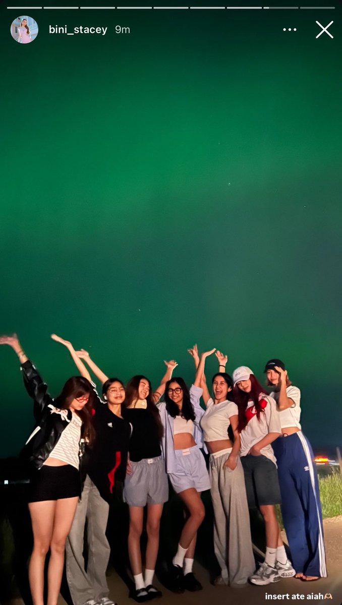 hallyupotter's tweet photo. will always gonna be under the same sky 💞 https://t.co/Vx7enFtIWQ