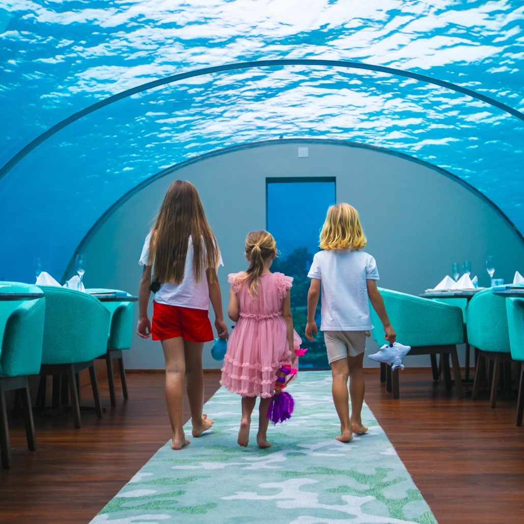 Unforgettable moments for your little ones 🌊˖°
📷: conrad_maldives
#Maldives #VisitMaldives #SunnySideofLife #UnderwaterWorld