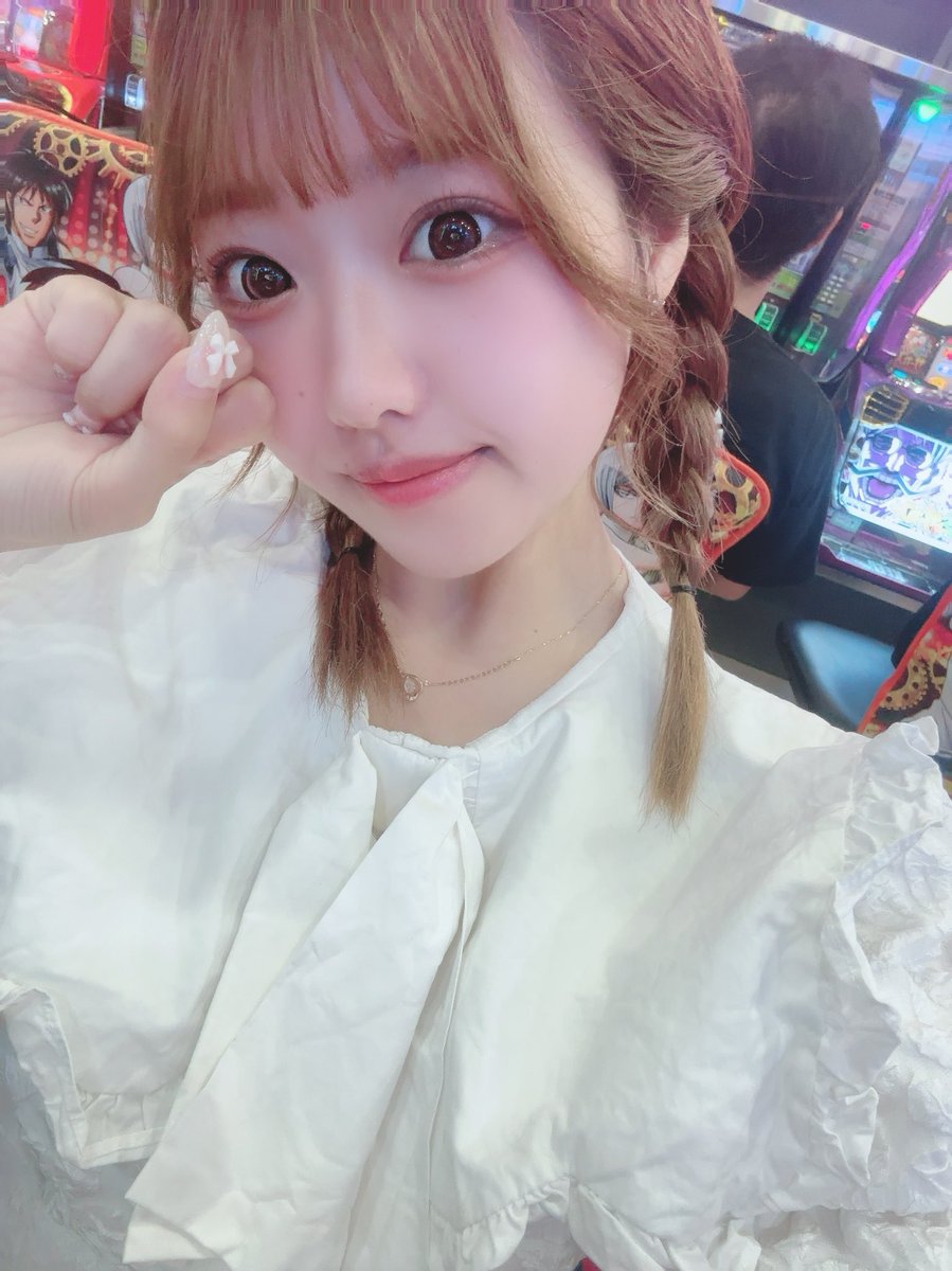 momoland__0623's tweet photo. お昼みたきリサーチ🍼🤍

出玉状況⤵️
SAO
▷2600枚over

炎炎 
▷1800枚over

HANABI
1500枚over

ゴッドイーター
▷3000枚over
▷1000枚over

稼働状況⤵️
«満台»
ゴッドイーター 
インデックス
HANABI
バイオヴィレッジ
キン肉マン
番長4
ToLOVEる
麻雀
ひぐらし
ゴブリンスレイヤー
ワンパンマン
SAO
鏡
ぼうふり
ゲゲゲの鬼太郎
まっぴー

«人気機種»
S炎炎
L炎炎
モンキーターン
聖闘士星矢
からさー
北斗無双

となっております🤍

午後もしっかり勝ちたいと思いましゅ

▷ニラク行田持田店様
«PR»
