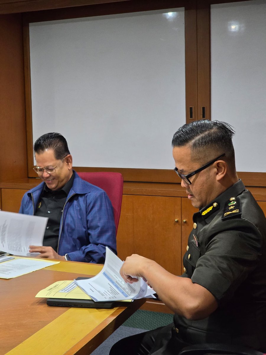 azman1505's tweet photo. 12 Ogos 2024, Kota Kinabalu, Sabah,Mesyuarat Jawatankuasa Pemantauan Beras Bersubsidi di Sabah dan Sarawak bersama agensi-agensi penguatkuasa Bil.1/2024 https://t.co/g2AvilwloJ