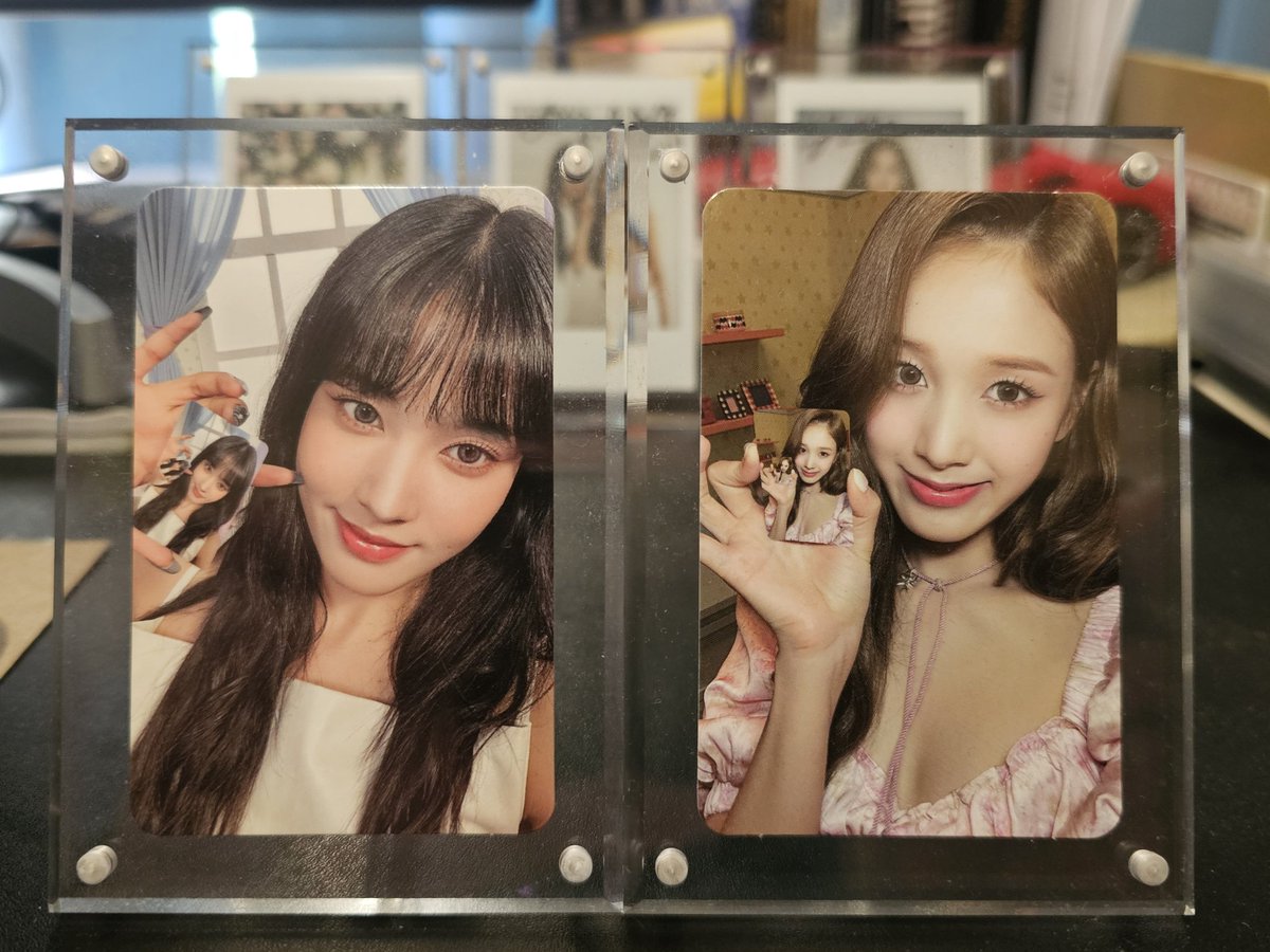 Got my dream STAYC photocard today. Hello82 Exclusive Yoon! Let's friccing go swiths!
