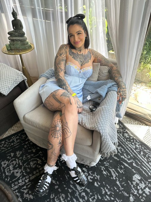 Bb hasn&rsquo;t been feeling super hot lately. Hype me up 🩵 https://t.co/8FAuzBZjst<a href="/tag/divinebitches"class="tags"><span>#divinebitches</span></a>