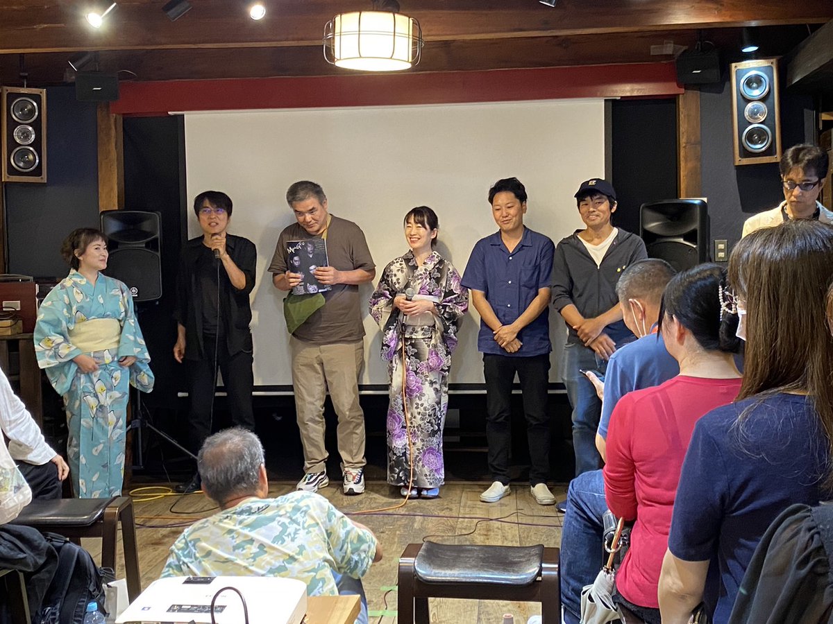 sasakiai36's tweet photo. 昨日は八尾市にある #茶吉庵 で開催された #バンザイ映画祭 へ行ってまいりました🎵舞台挨拶もさせていただきました。
『MINGFU』これからも色んな所で上映されたらいいなぁ💞
私の舞台共演者やお客様方にもご来場いただき、本当にありがとうございましたm(_ _)m
#上木椛監督 #MINGFU #佐々木愛 #女優 https://t.co/HHzmm5TQL3