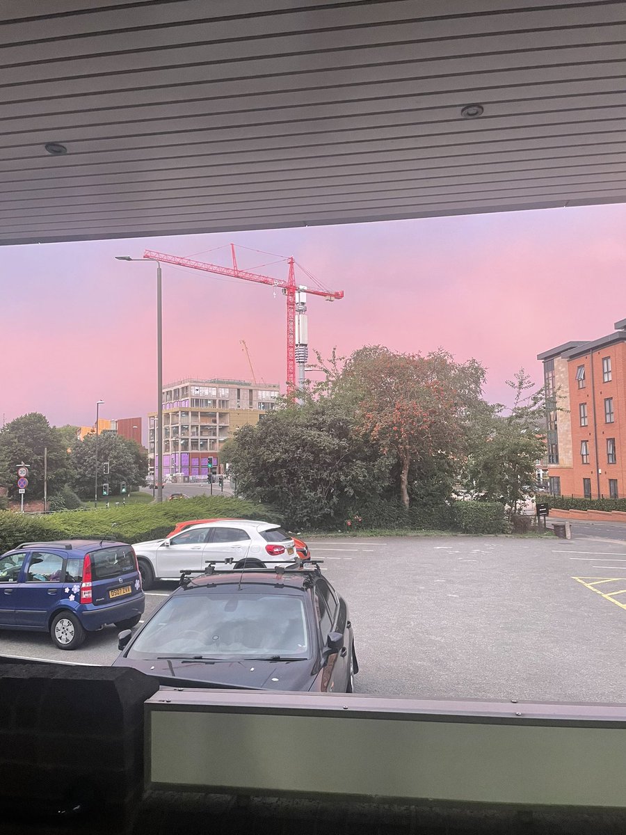 CazGoucher's tweet photo. A lovely sky over Derby this
morning. https://t.co/oronb23R7o
