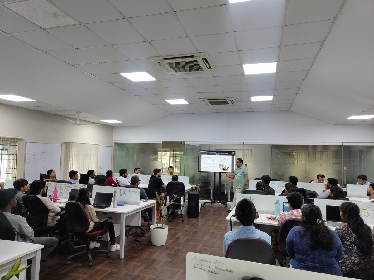 erelego's tweet photo. 📚 Session Recap: "The 7 Habits of Highly Effective People"

Last Friday, we had a great session on "The 7 Habits of Highly Effective People," led by our awesome ED &amp; CBO, Mr. Sudeer Shetty

#Learningfriday #Learningsession #WorkplaceTalk #EffectiveLeadership https://t.co/HI4BhMQ1w6