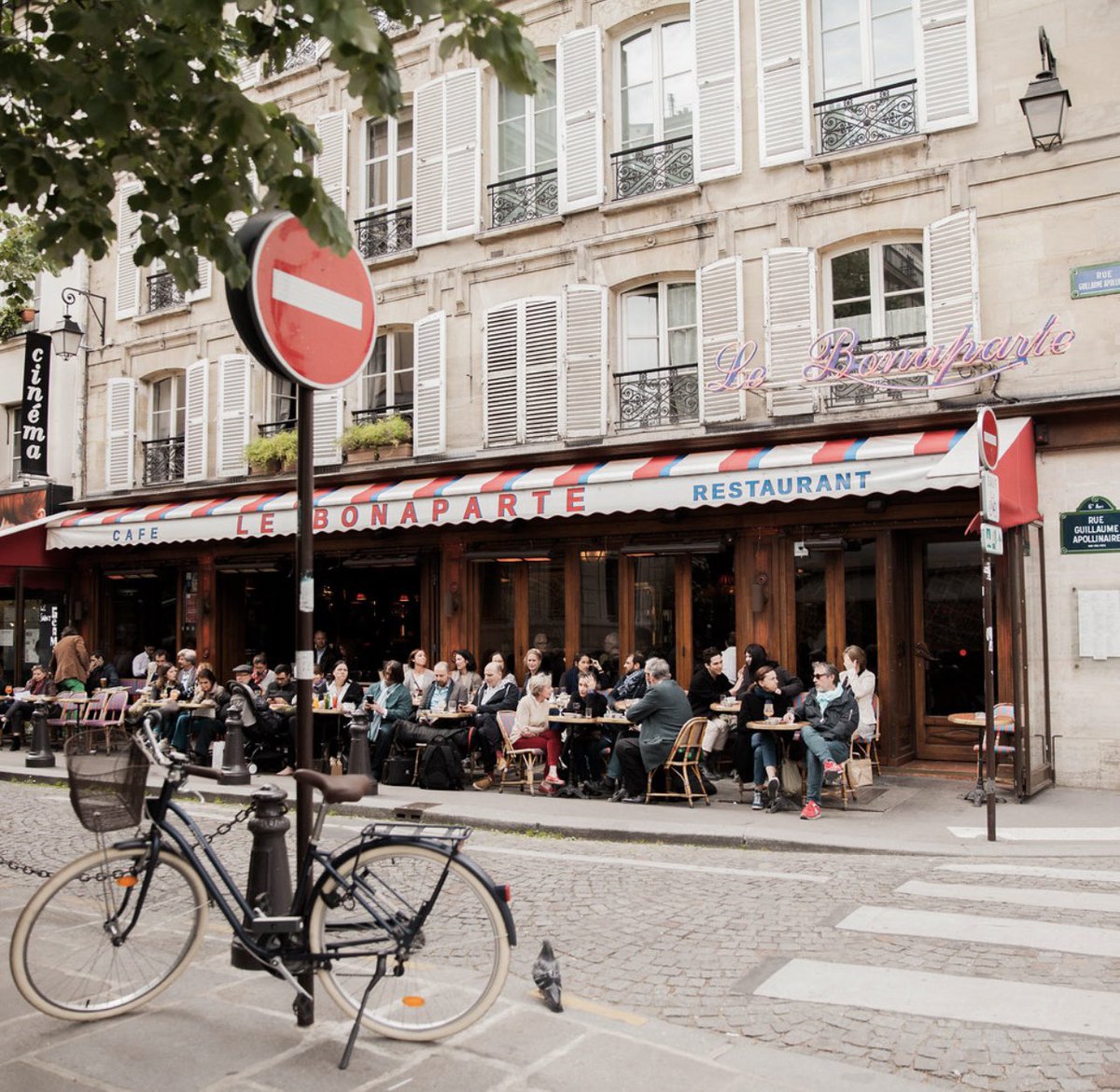 bayanalsadiq's tweet photo. “Paris is always a good idea.” ~Audrey Hepburn ♥️🇫🇷 #paris #travelphotography https://t.co/T8zTSoXi0Z