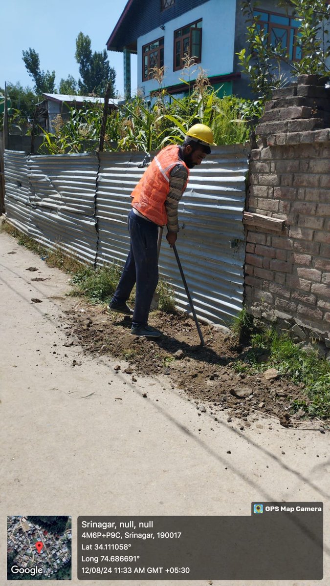 kpdcloffice's tweet photo. #RDSSWorks
Pit excavation is in progress on Soizeth Feeder, #ESD 📍Narbal, Budgam; &
Pit excavation on📍Mazhama F-05, #ESD Beerwah, Budgam (63 kva DT), under the Centre's flagship Loss Reduction Scheme: #KPDCL
@OfficeOfLGJandK @diprjk @DullooAtal @MinOfPower @GreaterKashmir https://t.co/TDfFTVCg1x