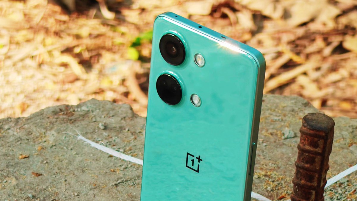 _techibee's tweet image. 🔥 Thread: OnePlus Nord 4 vs. Nord 3 - Performance, Heating, and Battery Analysis! 🔍
Retweet for More Reach🙏
#oneplusnord4 #oneplusnord3