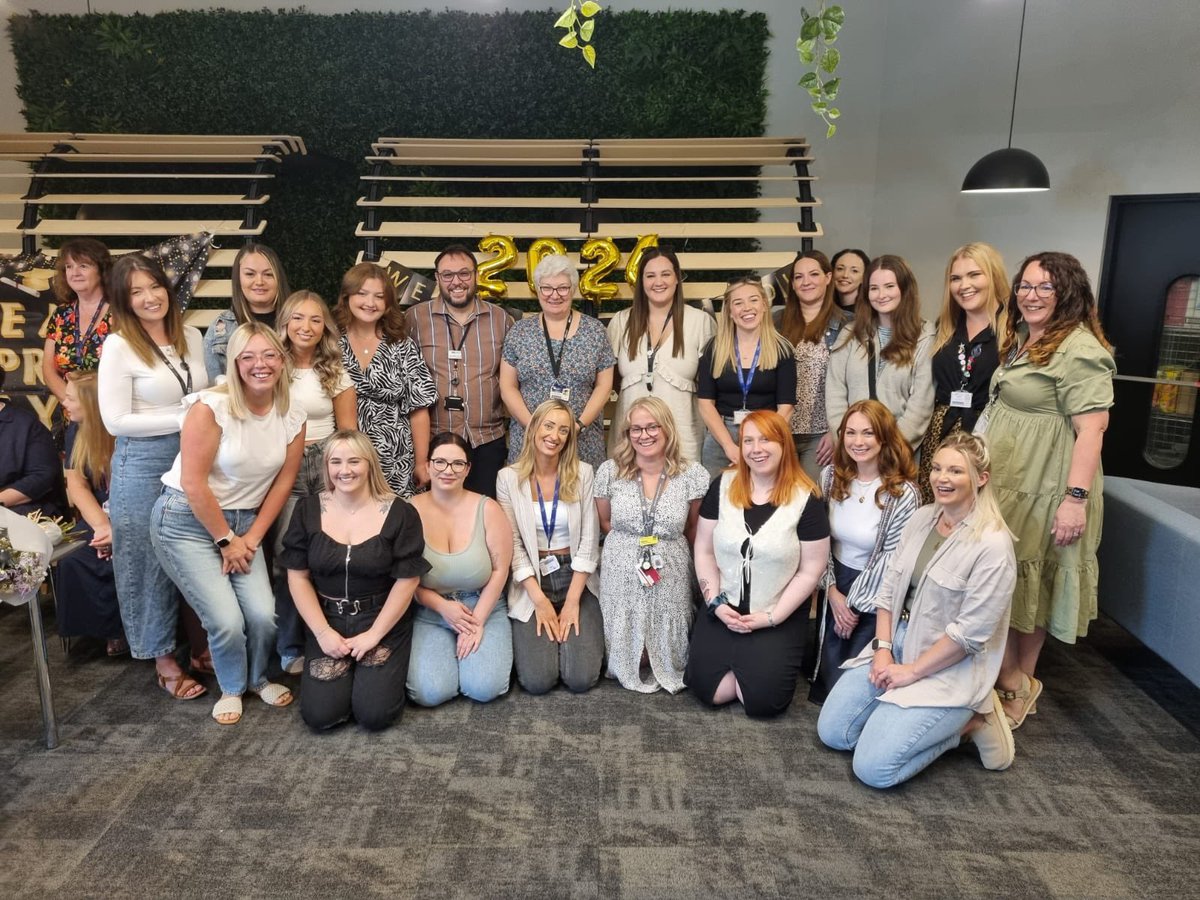 jaynelleverton's tweet photo. Fabulous celebration event @UOD_SONM @poppytea @profwordsworth .The  very first cohort of student midwives at the end of their journey ! What amazing midwives you will all make for women and birthing people and babies in your care . ❤️ https://t.co/GTU2s0tYVw