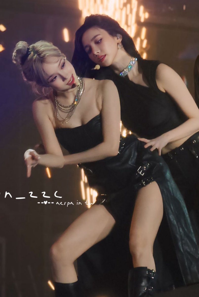 nana ☆ tweet media