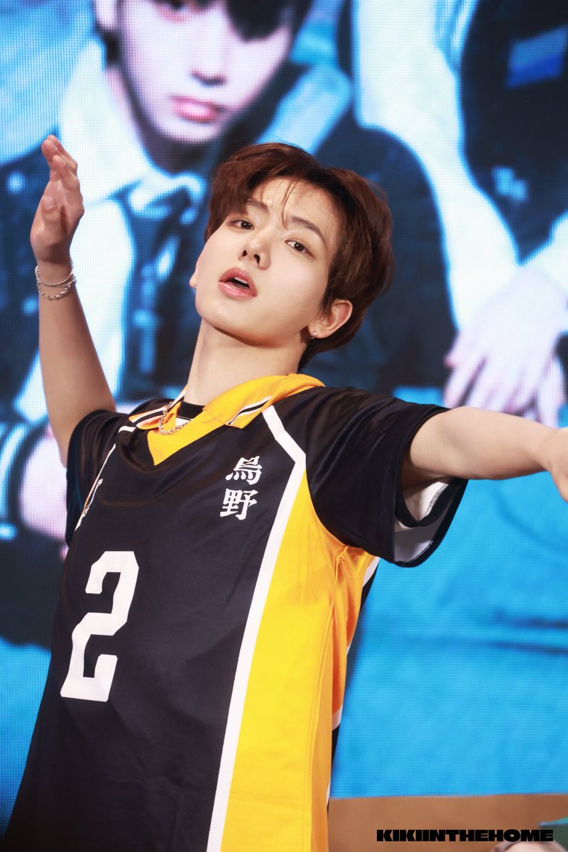 이사진 너무 감동적이여서 약간 울었음