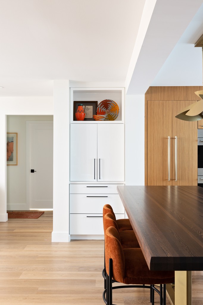 glumber's tweet image. Beautiful Wenge... always a stunning and luxurious design choice. 

Design by Bee Studios Design. Photography by Native House Photography

#GrothouseTop #luxurydesign #designinspo #woodcountertops