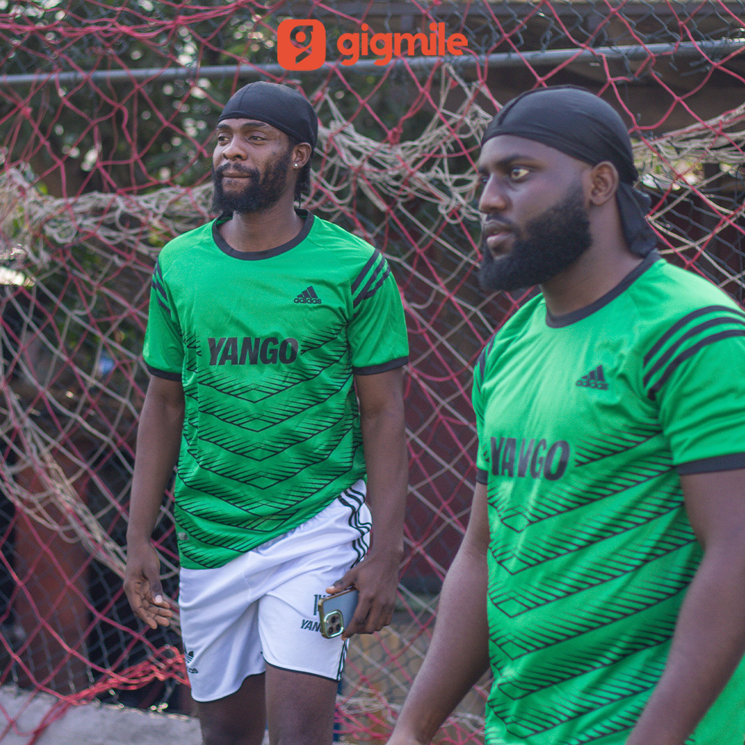 gigmile's tweet image. We brought the #PremierLeague spirit early! ⚽️ 

Last weekend, Gigmile &amp;amp; Yango faced off in a friendly tournament. 

Our drivers, employees, and all came together for tackles, cheers &amp;amp; unforgettable moments! 

Swipe to see our favorite pictures.  

#gigmile #financialinclusion