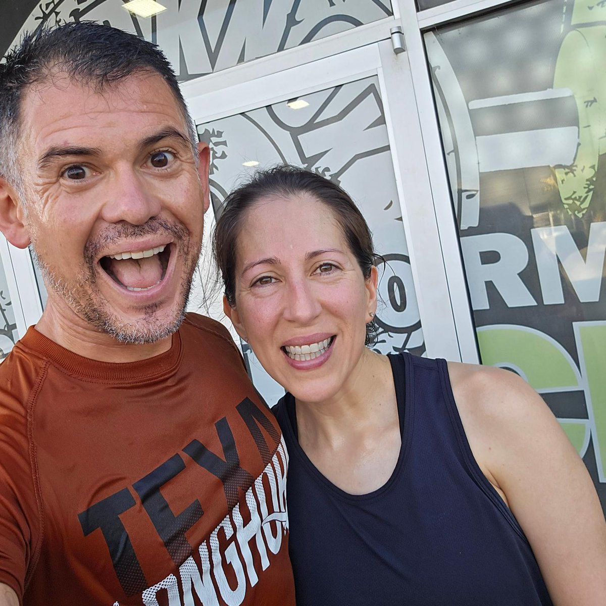ErnieRuns's tweet photo. Because #SundayFunday @Hardknox2012 #workout day date includes plenty of sweaty #kisses.π¬
Hooray!π
ποΈββοΈππ€
#HappyRuth #Ladybug #HardknoxCouple #runnercouple #marriage #wife workout #gym #strengthandconditioning #strengthtraining #crosstraining #weightlifting #mindbodysoul https://t.co/T0yTY5cXJr