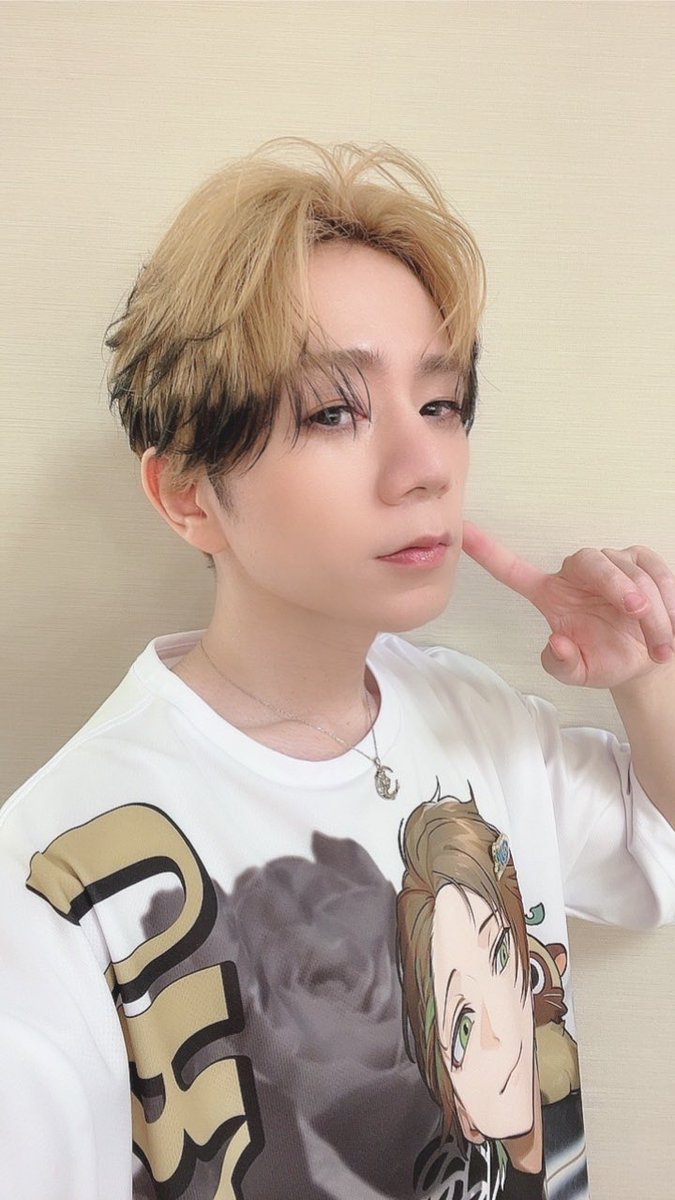 uratasama's tweet photo. たぬわん大阪公演ありがとうございましたー！！

デコだしたぬきさん

今日も全力で楽しませてもらいましたー！
あと3公演しかないやばい！！

静岡、福岡、埼玉よろしくなー！
喉がカラカラになりましたとさ

たぬたいむでござます！！ https://t.co/sonVck84my