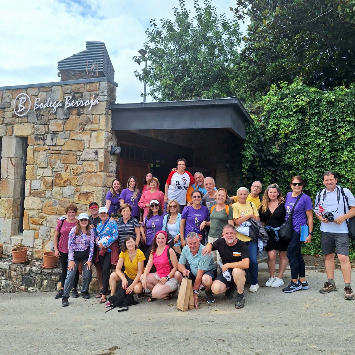 🥾Senderismo y Vino. Caminar y Txakoli 🥂¿Acaso hay combinación mejor? ¡Para este grupo de <a href="/El_Cavino/">El Cavino</a> y para nosotros, definitivamente, no!