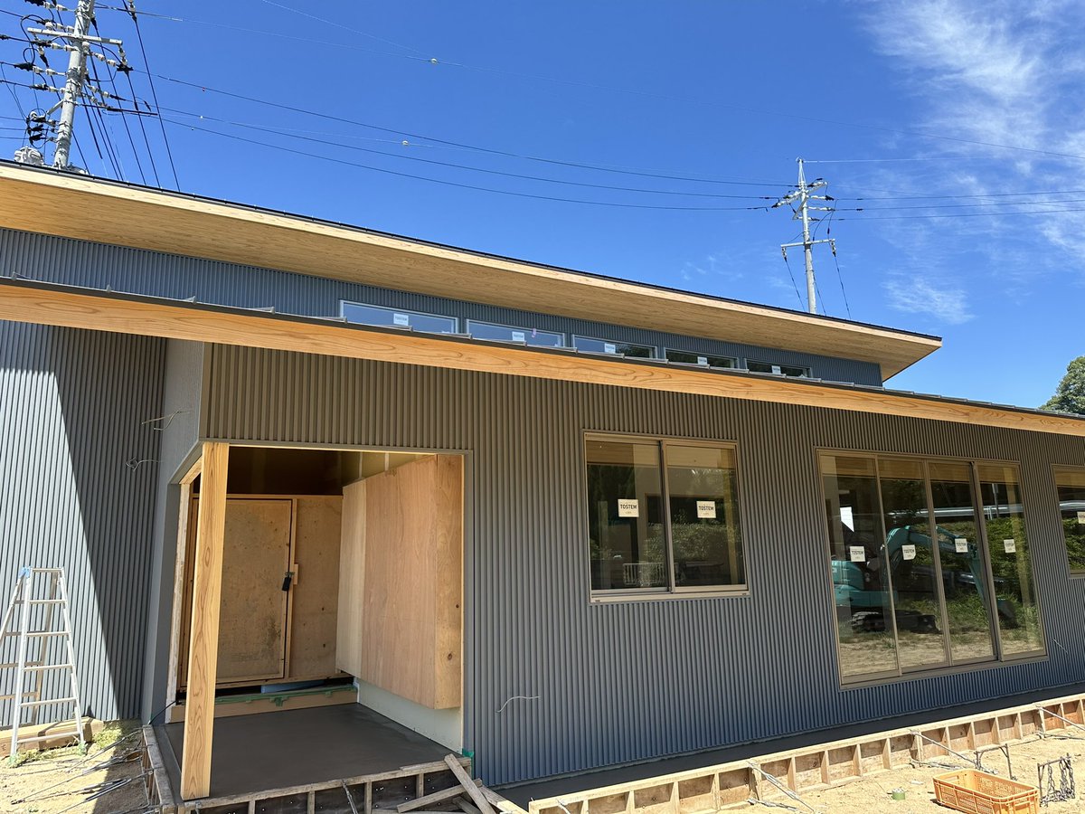 IHayato's tweet image. 建築中のLLACハウスいってきました！限定NFTもゲット！完成が楽しみですなぁ。